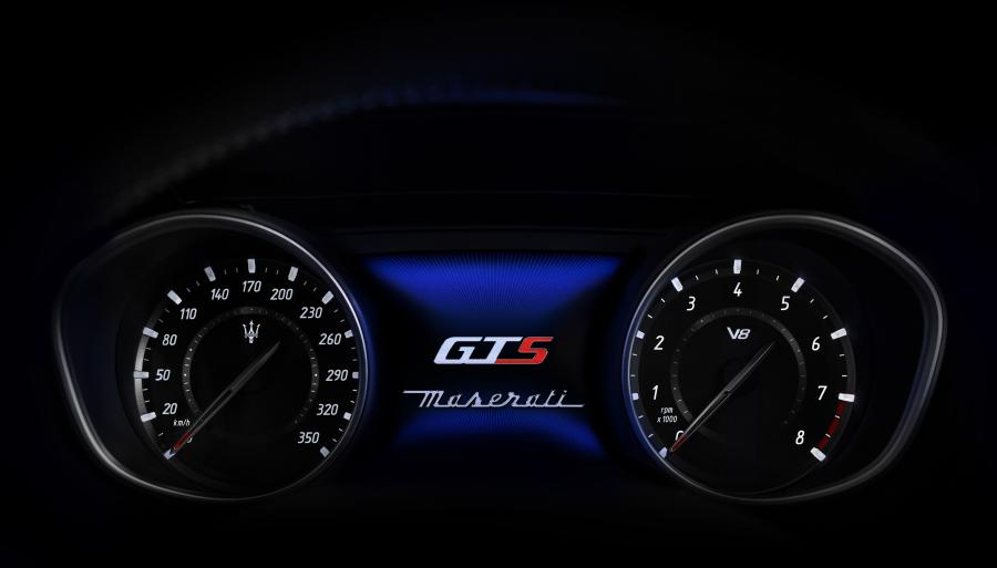 Панель приборов Maserati Levante GTS 2018 года  (WW) (фото 7 из 74)